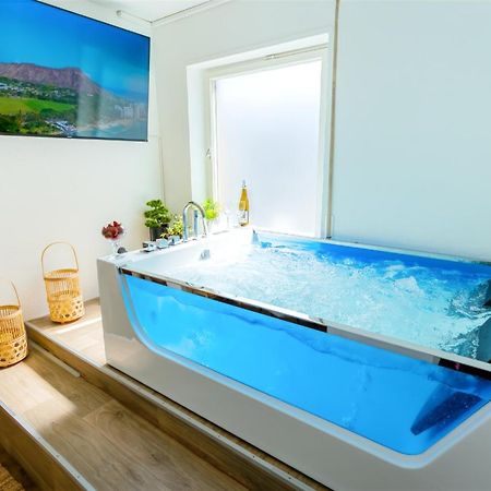 The Big Muenster Fuer Bis Zu 12, Whirlpool, Sauna, Zentral, Tischfussball, Balkon, Gasgrill ウルム エクステリア 写真