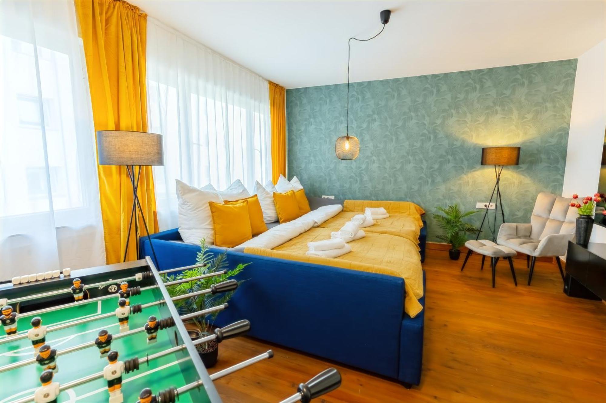 The Big Muenster Fuer Bis Zu 12, Whirlpool, Sauna, Zentral, Tischfussball, Balkon, Gasgrill ウルム エクステリア 写真