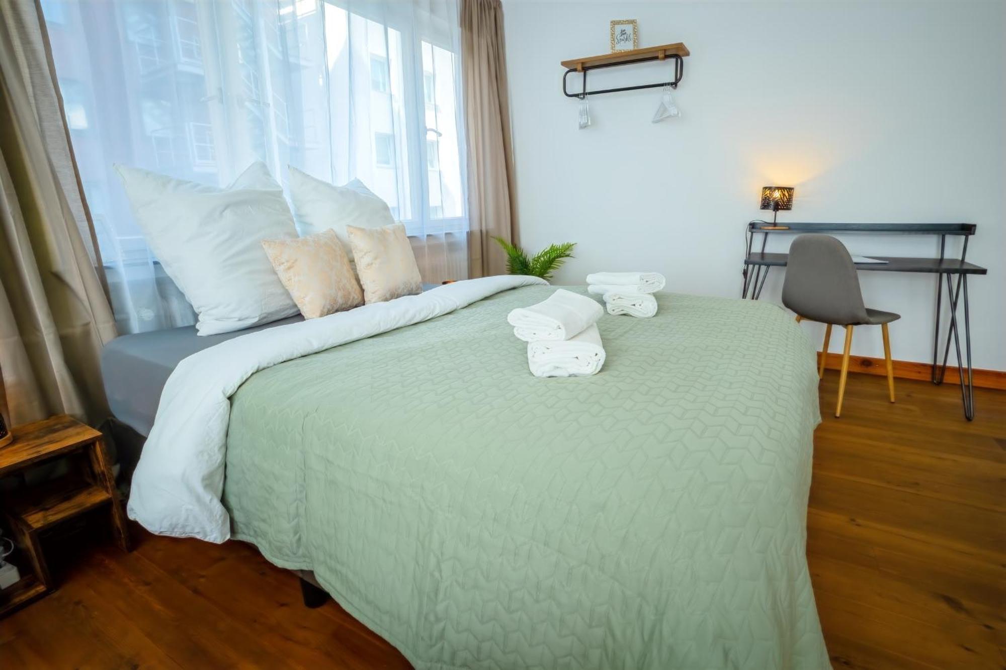 The Big Muenster Fuer Bis Zu 12, Whirlpool, Sauna, Zentral, Tischfussball, Balkon, Gasgrill ウルム エクステリア 写真