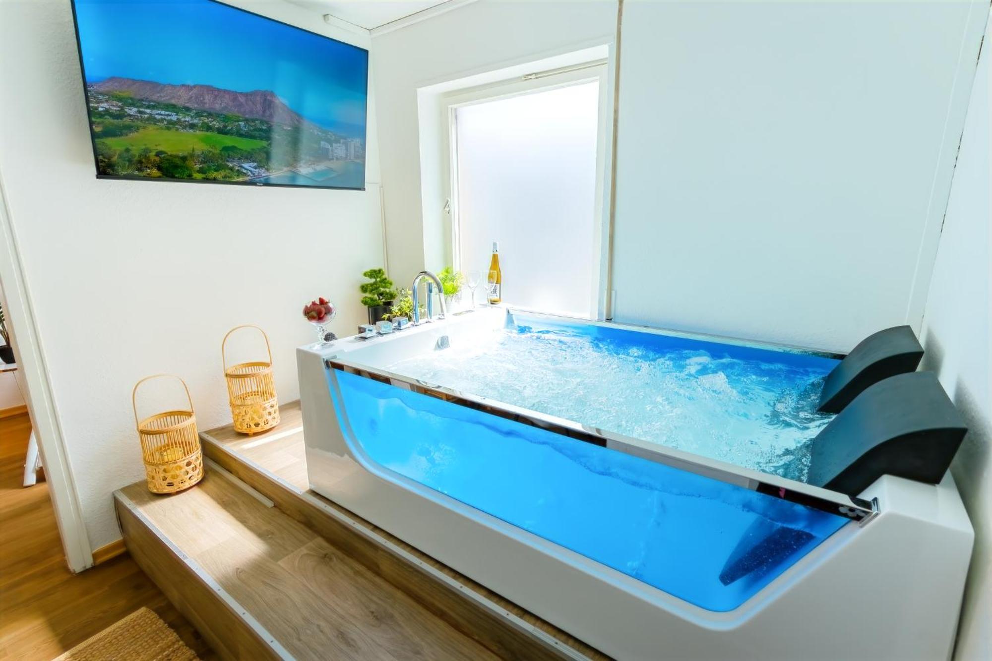 The Big Muenster Fuer Bis Zu 12, Whirlpool, Sauna, Zentral, Tischfussball, Balkon, Gasgrill ウルム エクステリア 写真